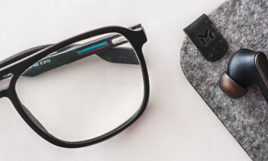 glasses